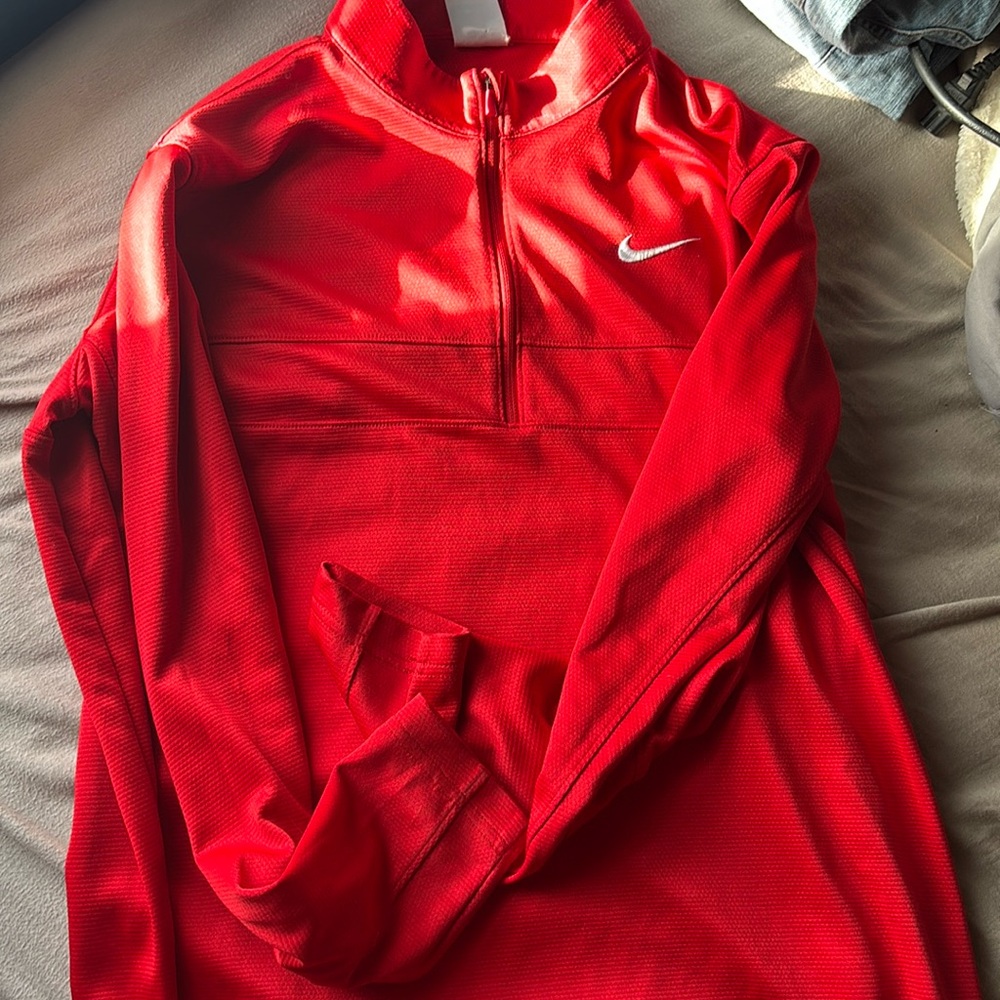 NIKE LONG QUATER ZIP UP
